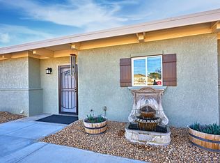 15524 Apple Valley Rd, Apple Valley, CA 92307