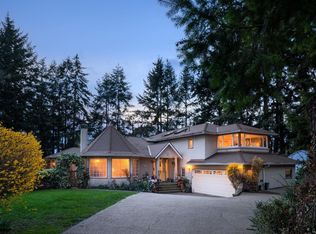 2832 Cadboro Bay Rd, Oak Bay, BC