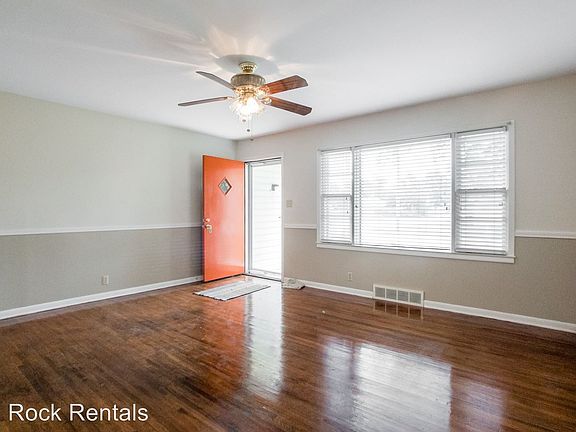 2nd image of 1431 N Orchard Ave
