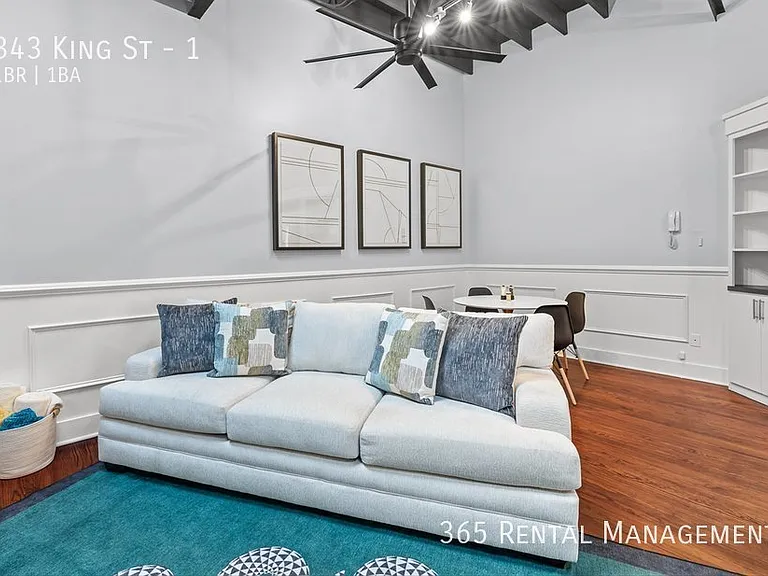 343 King St #1 — Photo 9