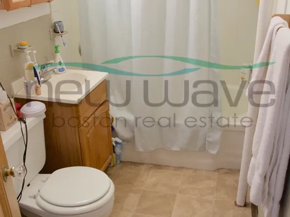 589 Beacon St APT 1, Boston, MA 02215