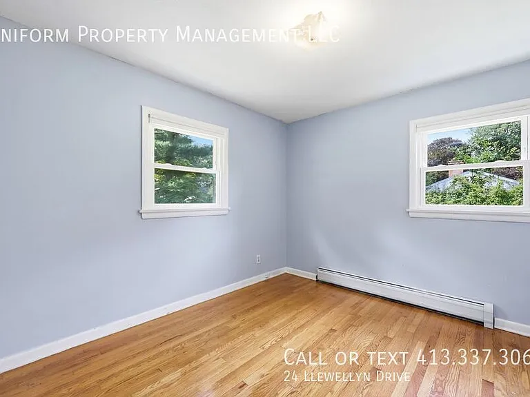 24 Llewellyn Dr — Photo 20