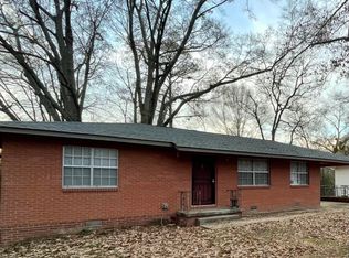 3411 Meadow Ln, Jackson, MS 39212