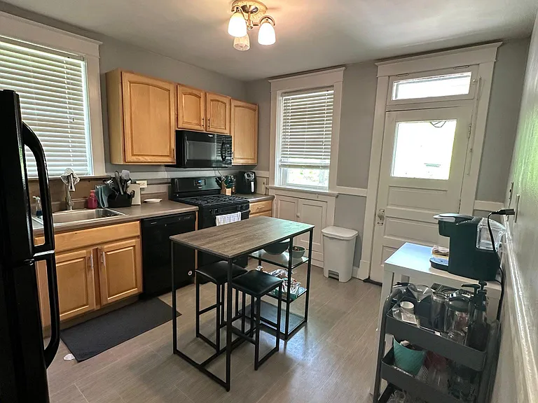 Kitchen; island can stay free of charge