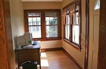 3rd image of 4016 21st Ave S