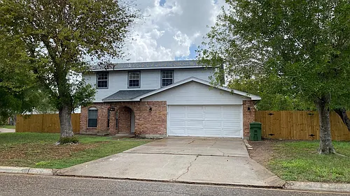 4798 Montrose Cir Photo 1