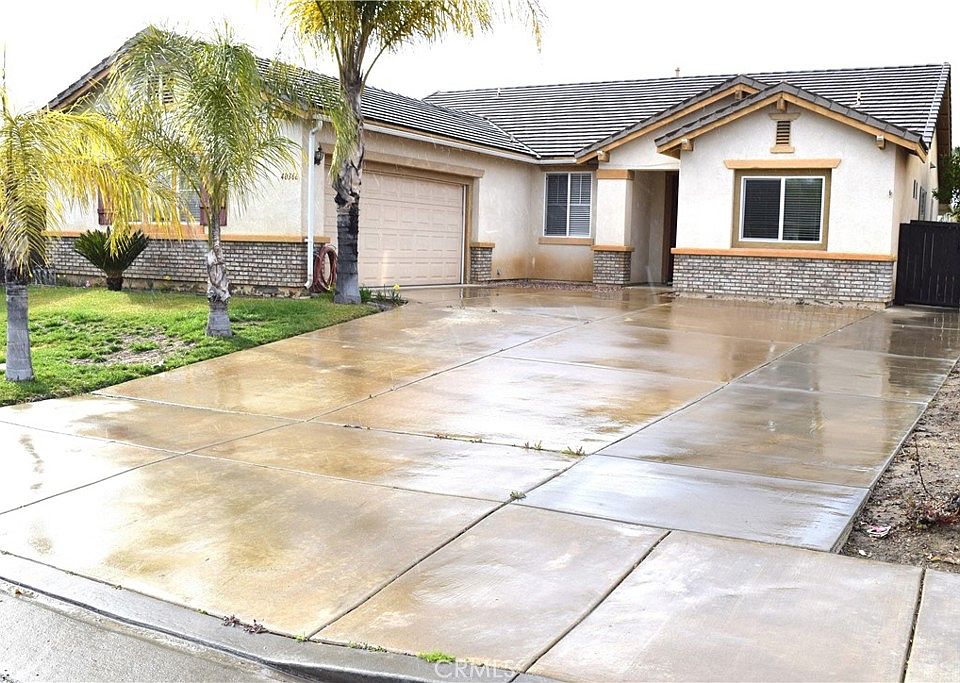 1st image of 40366 Miklich Dr