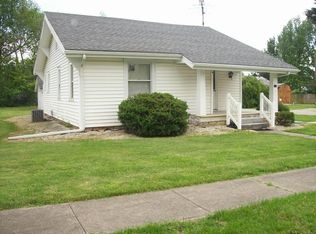 644 S Washington St, Jasonville, IN 47438