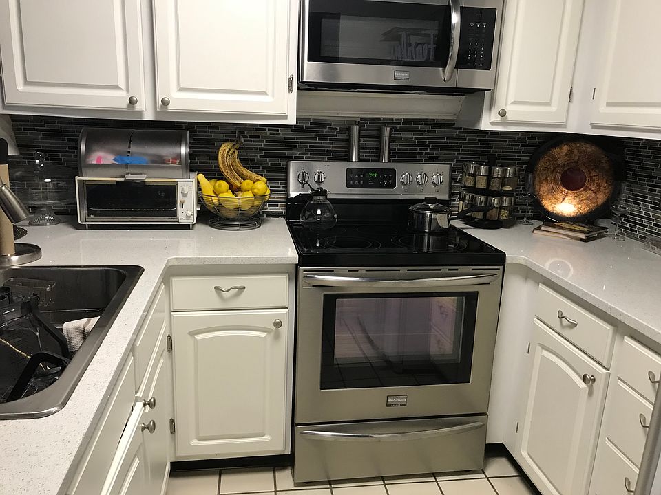 2nd image of 4460 SW 20th Ln
