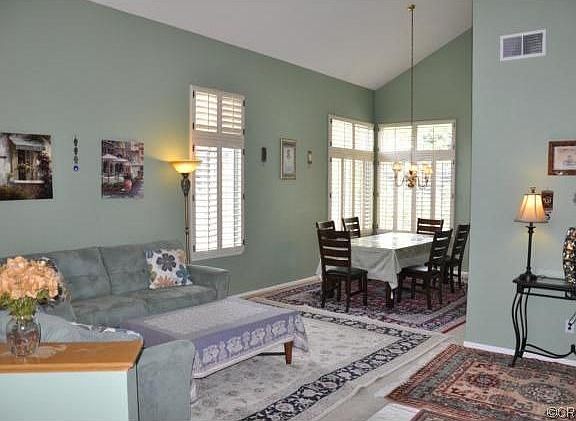 4th image of Monteverde Dr