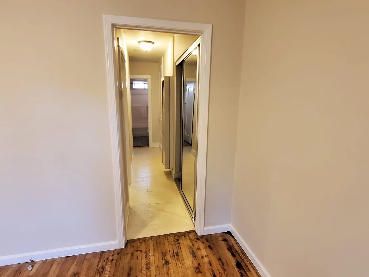 1 bed, 700 sqft, $2,195 — Photo 2