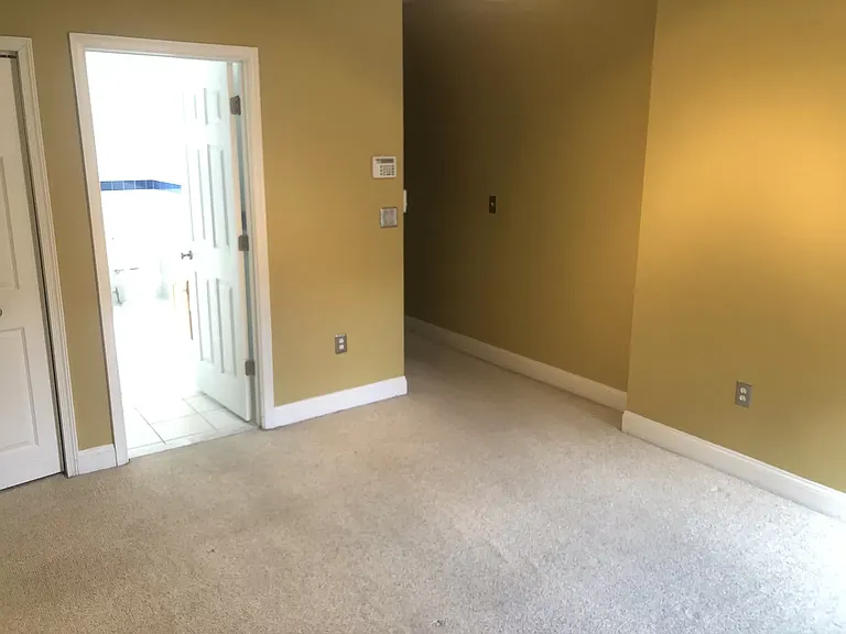 105 W Fort Ave — Photo 14
