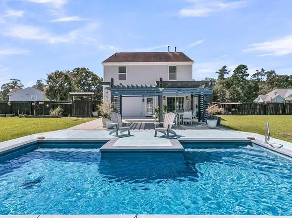 116 Scotland Dr, Summerville, SC 29483