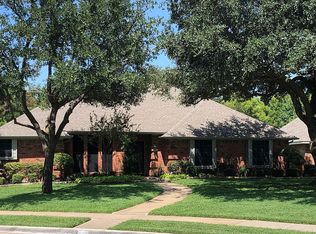 8102 Portsmouth Dr, Rowlett, TX 75088