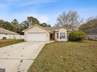 131 Lakeside Dr, Kingsland, GA 31548