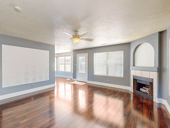 5th image of 8304 Vista Clara Ln SW