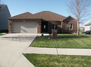 318 Mabry Cv, Fort Wayne, IN 46825