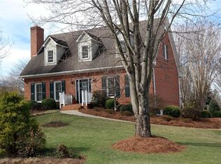 222 Kingsmill Dr, Advance, NC 27006