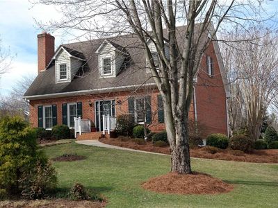 222 Kingsmill Dr, Advance, NC, 27006