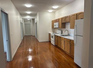 584 W Boylston St APT 1L, Worcester, MA 01606