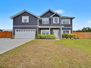 206 Farnsworth Trl, Hinesville, GA 31313