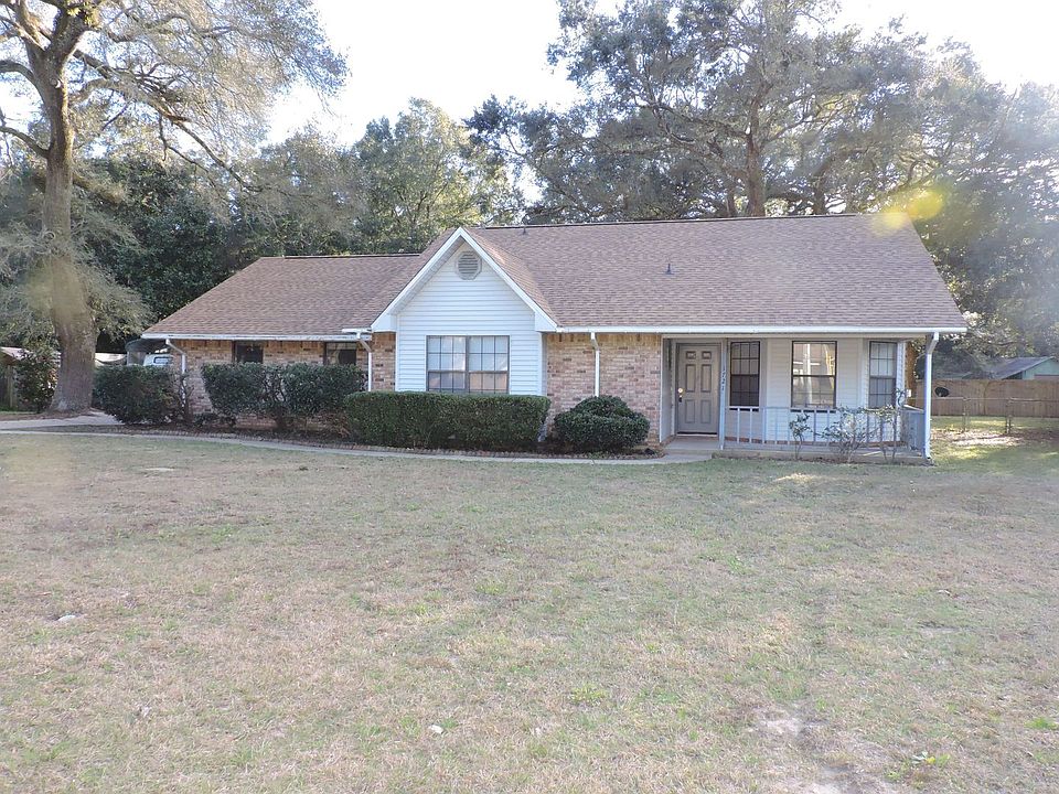 1st image of 1721 Quiet Oak Ln
