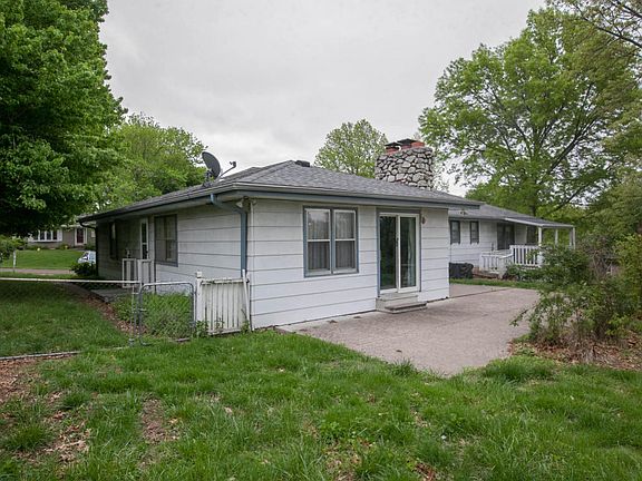 5th image of 5518 S 39th Ter