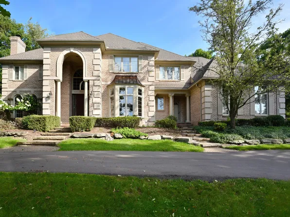 5140 Crest Knolls Ct, Bloomfield Hills, MI 48302