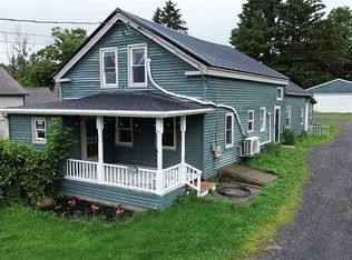 1842 E Lake Rd, Skaneateles, NY 13152