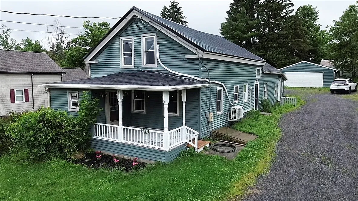 1842 E Lake Rd photo 1