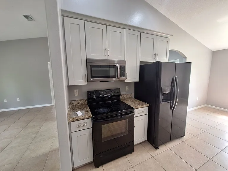 1220 Waycross St — Photo 6