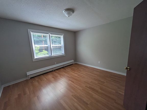 3rd image of 106 Fulton St #118A