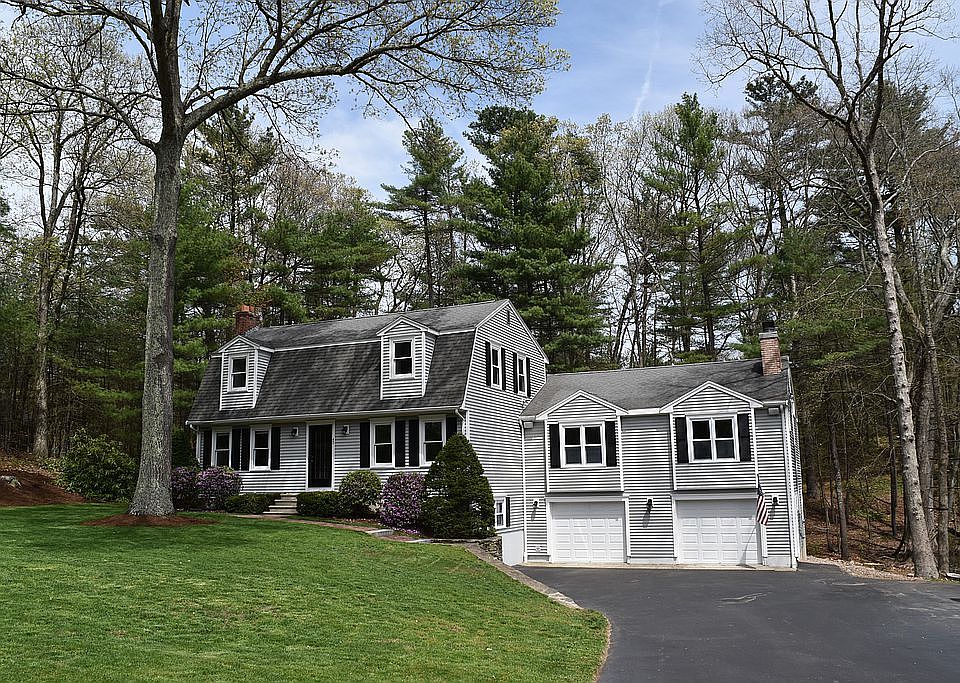 1st image of 40 Dana Dr