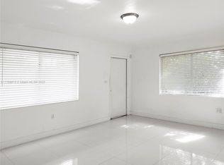 1030 NE 80th St APT 4, Miami, FL 33138
