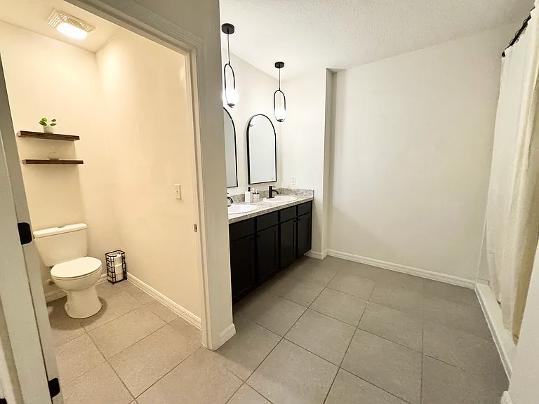 10954 Carlton Fields Dr — Photo 11