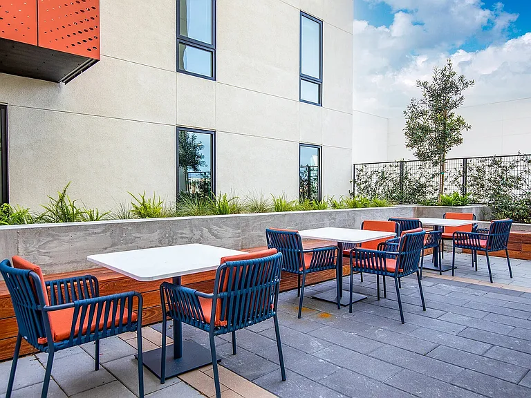 Monogram Apartments — Photo 7