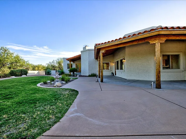4750 N Bonanza Ave — Photo 46