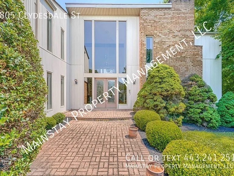 9805 Clydesdale St — Photo 1