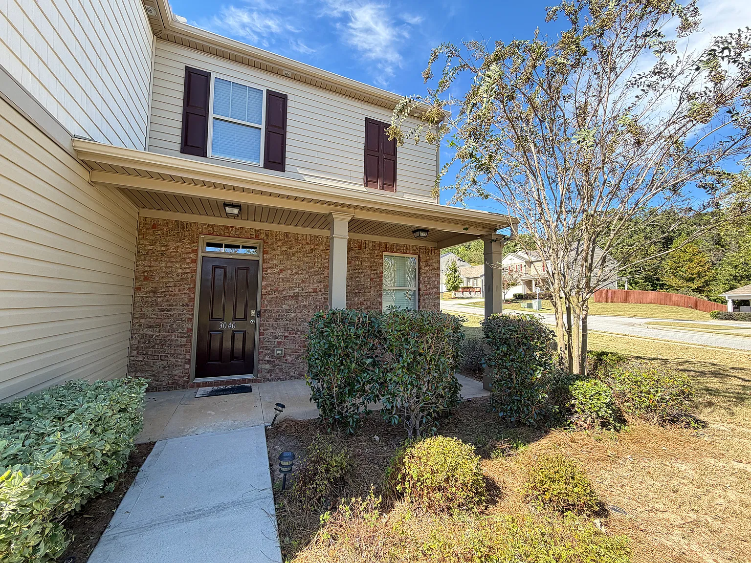4 bed, 2.5 bath, 2176 sqft, $2,175 — Photo 3