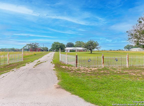 12157 FM 775, La Vernia, TX 78121 | MLS #1691265 | Zillow