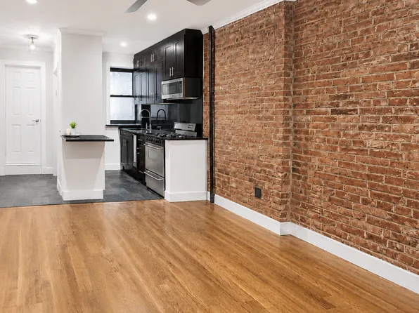 434 West 52nd Street image 1 of 7