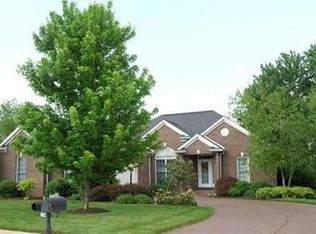 1822 Willow Lake Dr, Newburgh, IN