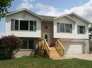 3085 May St, Portage, IN 46368