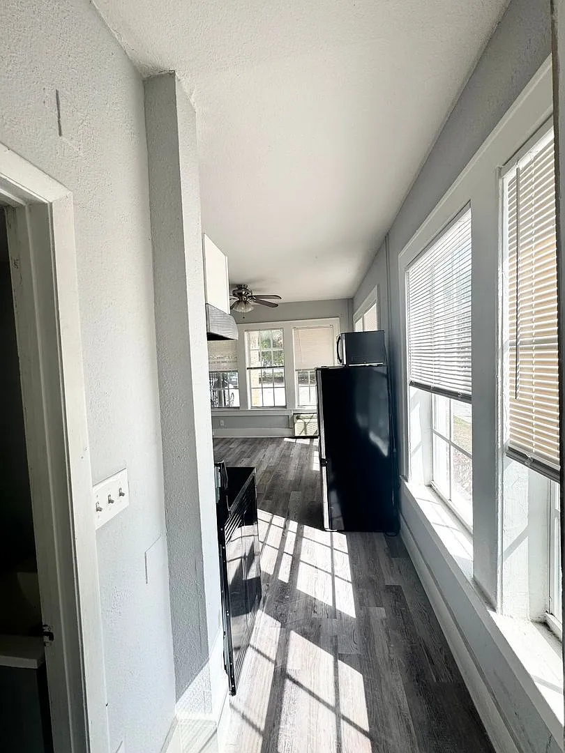 Cordova Drive #1 — Photo 3