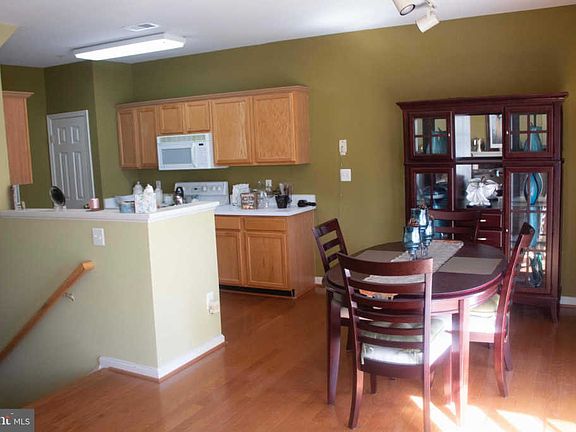 5th image of 14308 Hampshire Hall Ct #905