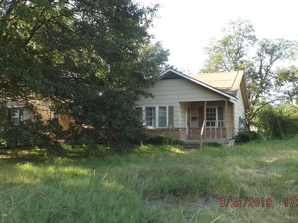 1st image of 815 Lynn Ave