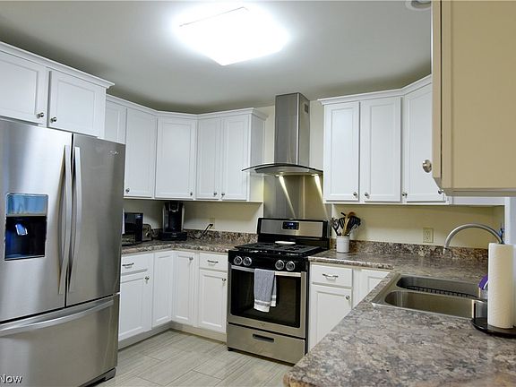 2nd image of 8164 Cherry Hill Dr SE