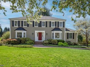 199 W Springtown Rd, Long Valley, NJ 07853