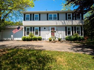 82 Immokolee Dr, Portsmouth, RI 02871