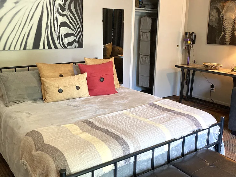 4400 Genessee St #2E — Photo 1